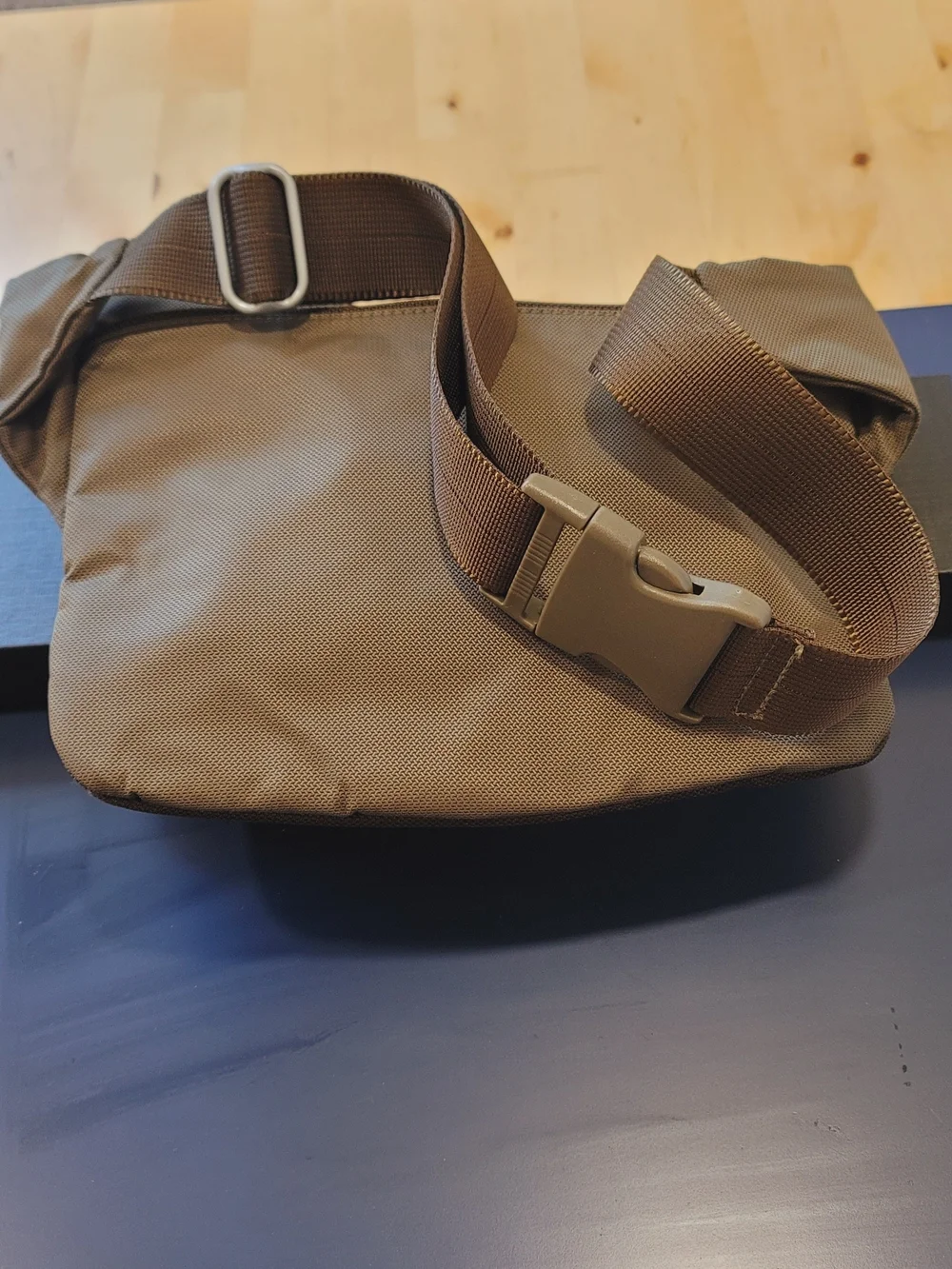 Tumi olive green